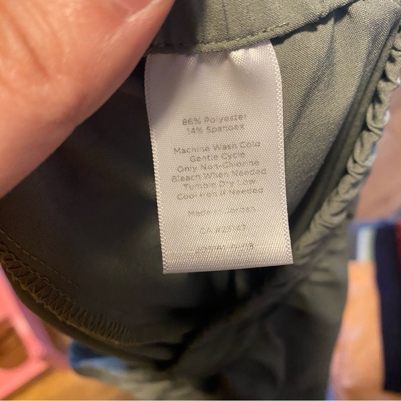 T by Talbots Olive Green Elastic Waist Thin Cropped Pant with Ankle Tie Medium - Picture 6 of 7